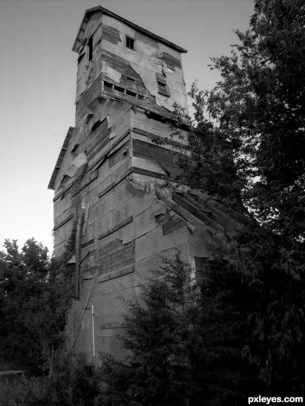 grain elevator lost to time